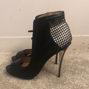 Lamb black and white stiletto open toe sandal